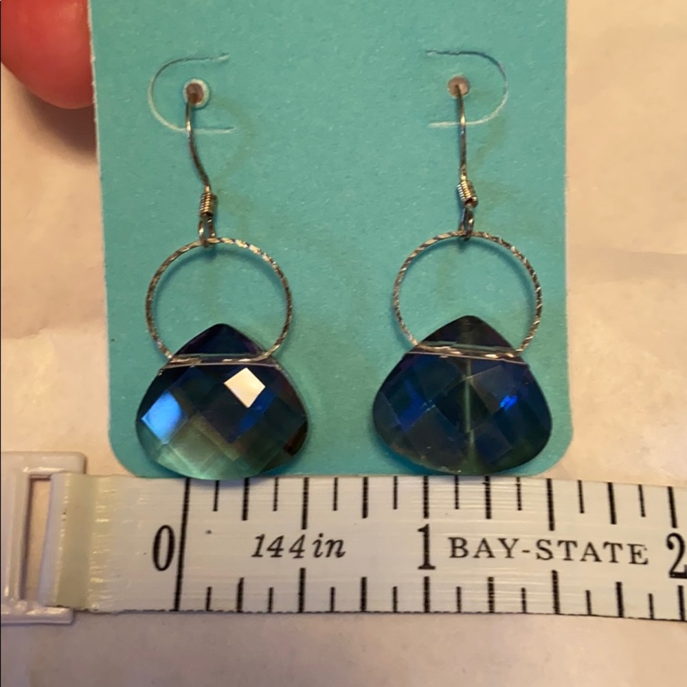 Statement earrings - Picture 3 of 4